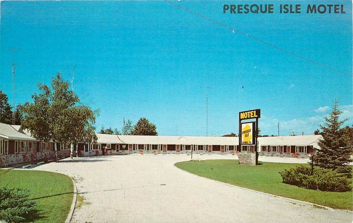 Presque Isles Huron Shore Motel (Presque Isle Motel) - Vintage Post Card (newer photo)